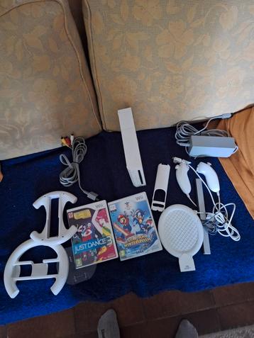 Nintendo Wii + 2 Games beschikbaar voor biedingen