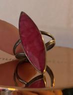 Vintage Zilveren Ring met Rode Steen, Sieraden, Tassen en Uiterlijk, Ringen, 18 tot 19, Gebruikt, Ophalen of Verzenden, Met edelsteen