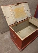 Oude Rode Kist - Vintage Woonaccessoire met Karakter, Ophalen of Verzenden