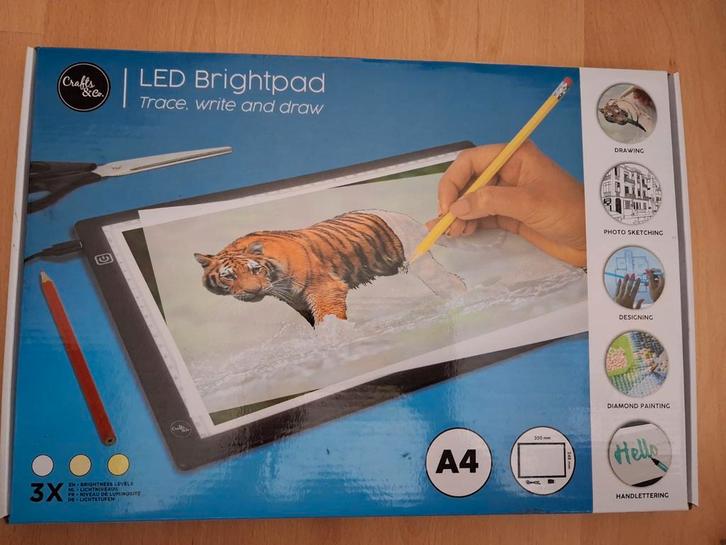 LED Brightpad A4 - Tekenen, Schrijven & Overtrekken, Witgoed en Apparatuur, Grillplaten, Nieuw, Ophalen of Verzenden