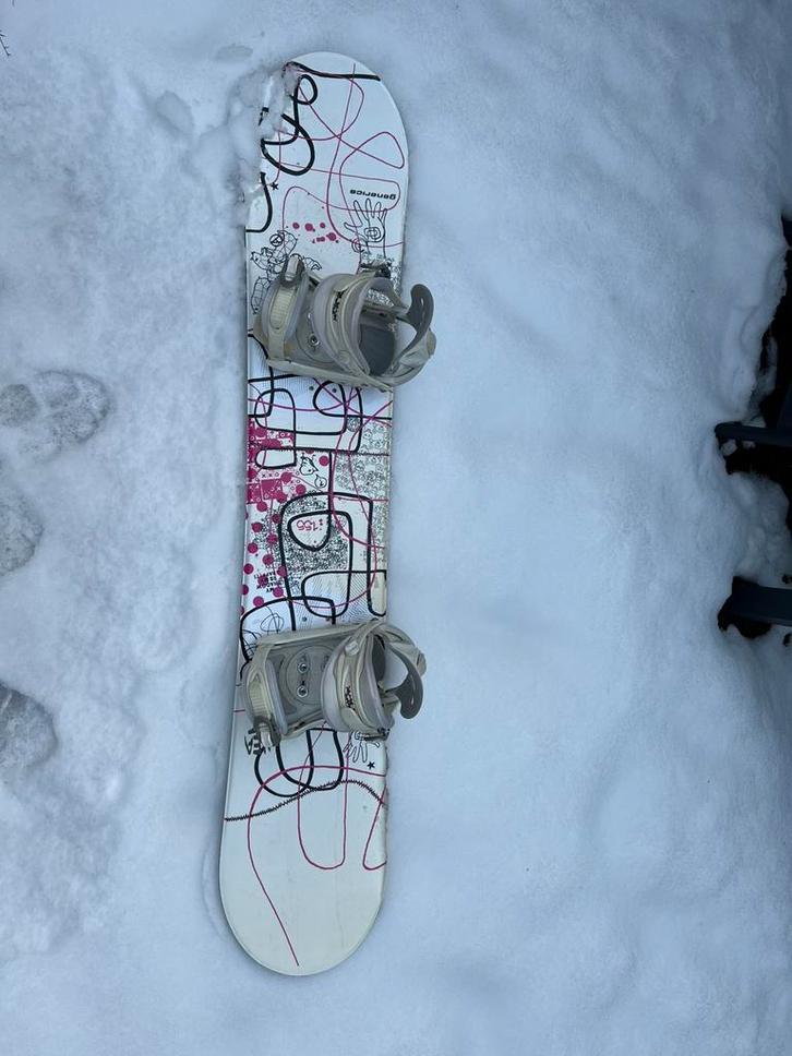 Snowboard 155cm, Sport en Fitness, Snowboarden, Zo goed als nieuw, Board, Ophalen
