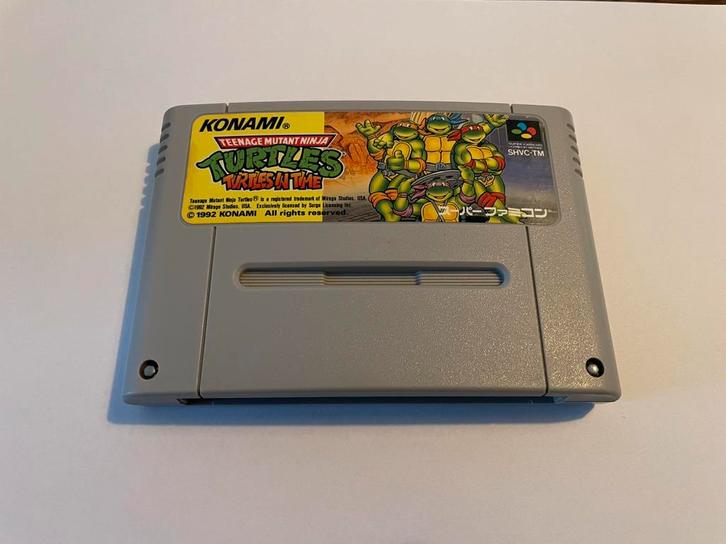 Turtles IV Turtles in Time SNES Super Nintendo SFC NTSC, Spelcomputers en Games, Games | Nintendo Super NES, Zo goed als nieuw