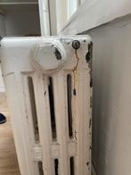 Radiator ouderwets, Doe-het-zelf en Verbouw, Verwarming en Radiatoren, Ophalen, 30 tot 80 cm, Gebruikt, Radiator