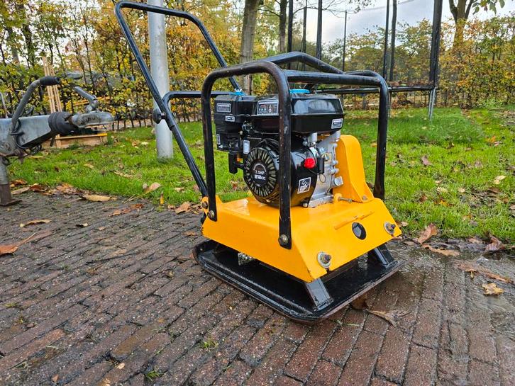 Lumag 1100pro Benzine Trilplaat - Perfect voor Bestrating!, Tuin en Terras, Hand-tuingereedschap, Ophalen