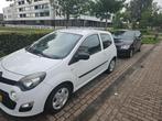 Renault Twingo 1.2 16V 2013 Wit, Auto's, Renault, Voorwielaandrijving, 839 kg, 74 pk, 4 cilinders