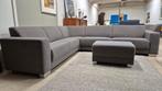 Royale 6 persoons grijze stoffen design hoekbank + hocker, 250 tot 300 cm, Modern design, industriël design, Hoekbank, Ophalen of Verzenden