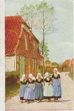 Walcherse meisjes 1960, Ophalen of Verzenden, 1960 tot 1980, Gelopen, Klederdracht