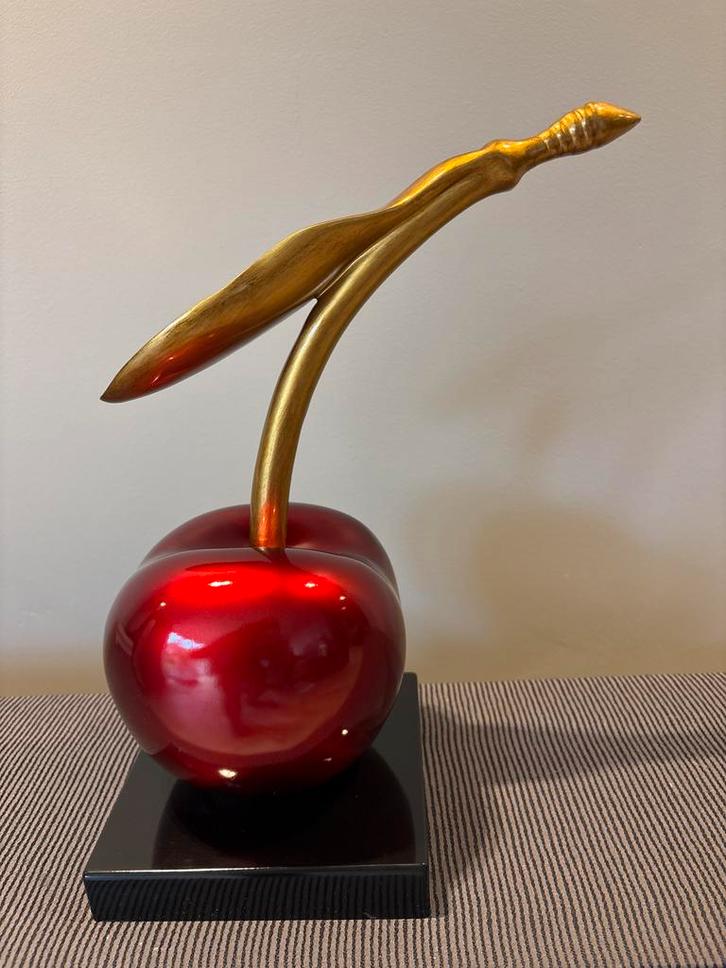 Kersenbeeld - De Kers op de Taart, Antiek en Kunst, Kunst | Beelden en Houtsnijwerken, Ophalen