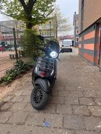 Vespa Sprint 80cc Akrapovic - 2018, Ophalen, Overige modellen, Maximaal 45 km/u, Zo goed als nieuw