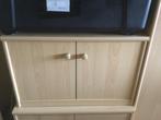 Beuken kastje met twee deurtjes., Ophalen, Gebruikt