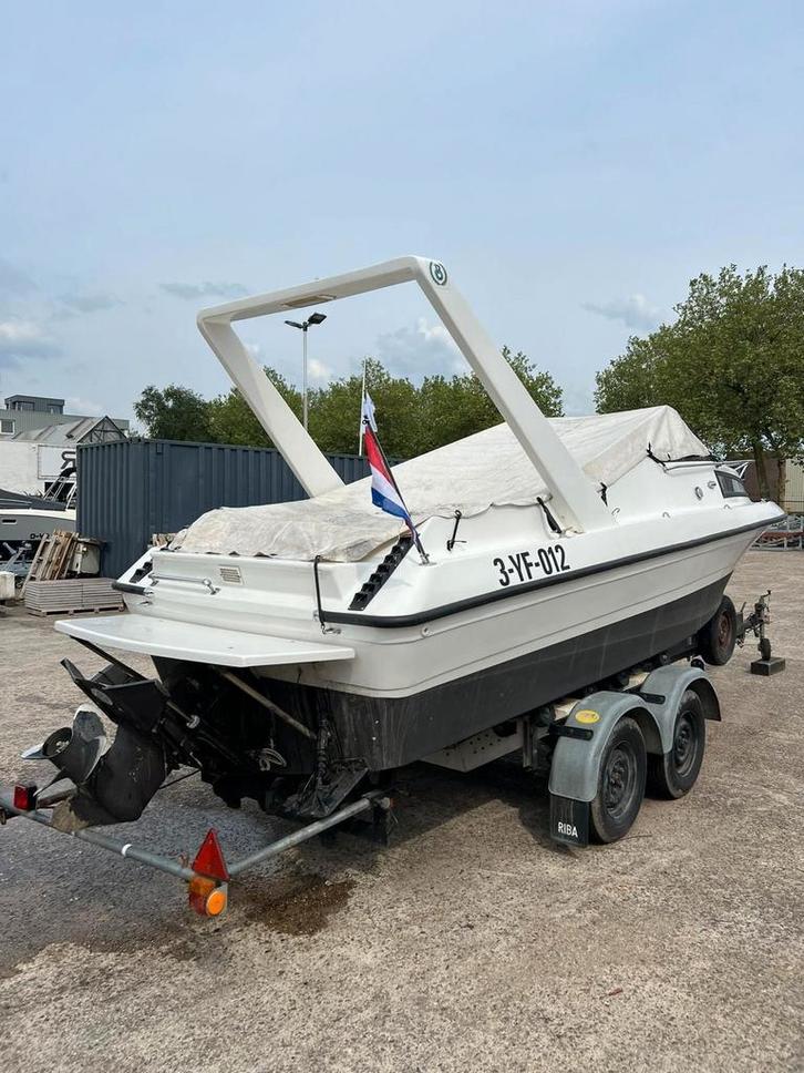 Shetland urania 580 deluxe 5.7 v8 speedboot kajuitboot, Watersport en Boten, Speedboten, Gebruikt, 6 meter of meer, Benzine, 200 pk of meer