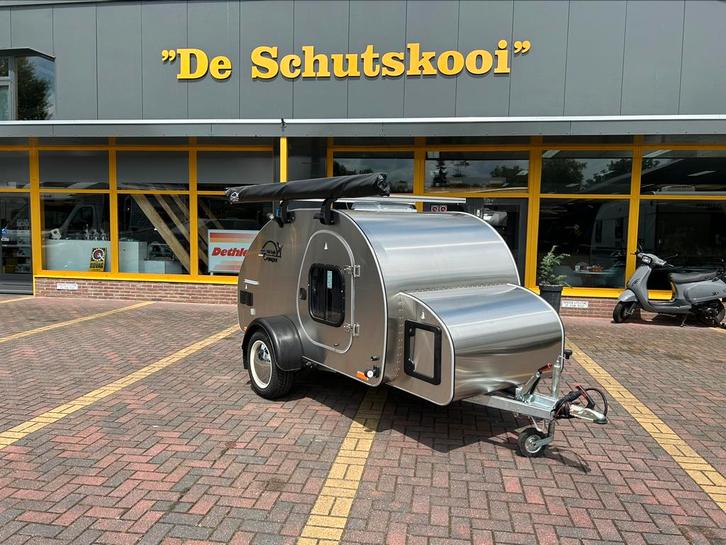LifestyleCamper Steeldrop mini caravan nieuw!, Caravans en Kamperen, Caravans, Bedrijf, tot en met 2, 500 - 750 kg, Overige, Overige merken