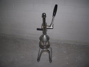 sinaasappelpers beschikbaar voor biedingen