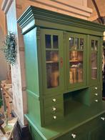 Antieke houten keuken kast, groene landelijke vitrine kast,, Antiek en Kunst, Antiek | Meubels | Kasten, Ophalen of Verzenden