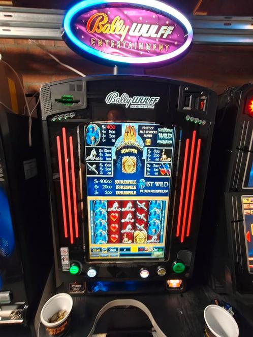 Bally wulff game station en wide wall gokkast, Verzamelen, Automaten | Gokkasten en Fruitautomaten, Zo goed als nieuw, Euro, Met sleutels