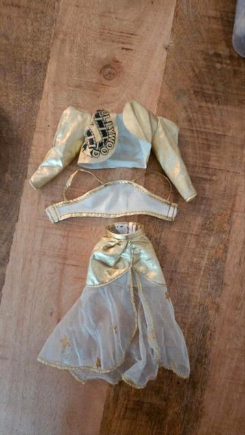 Hollywood barbie outfit beschikbaar voor biedingen
