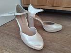 Tamaris plateau pumps mt 40 trouw bruid, Schoenen, Ophalen of Verzenden, Wit, Zo goed als nieuw