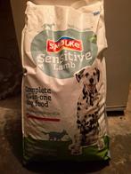 hondenbrokken, Dieren en Toebehoren, Ophalen, Hond