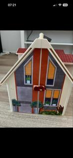 Leuk poppenhuis met accessoires van playmobil, Kinderen en Baby's, Speelgoed | Poppenhuizen, Ophalen, Zo goed als nieuw, Poppenhuis