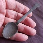 Bodemvondst Friesland: Euuwenoude Lepel van Tin of IJzer, Verzenden