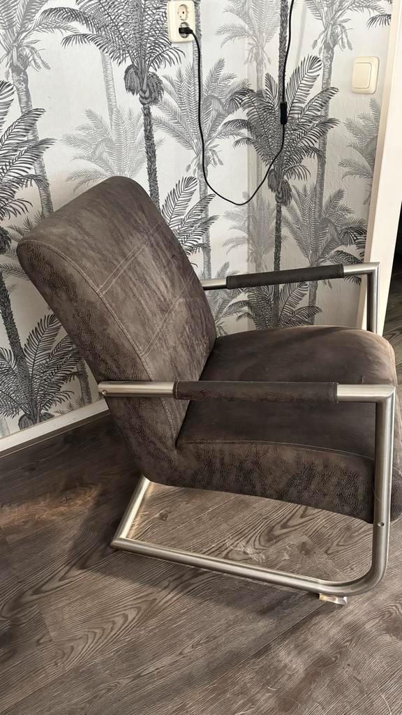 Henders en Hazel Stoel - Donkerbruin, Huis en Inrichting, Fauteuils, Zo goed als nieuw, Stof, 50 tot 75 cm, Minder dan 75 cm, Ophalen