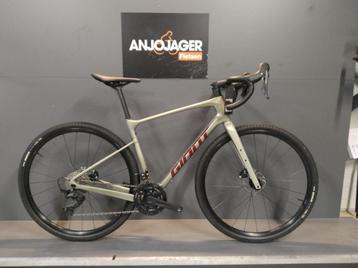 Giant Revolt Advanced 2 maat M beschikbaar voor biedingen