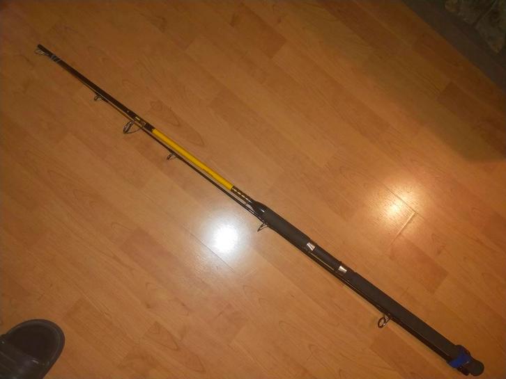 WFT Never Crack Senso Pilk 240, Watersport en Boten, Hengelsport | Zeevissen, Zo goed als nieuw, Werphengel, Ophalen