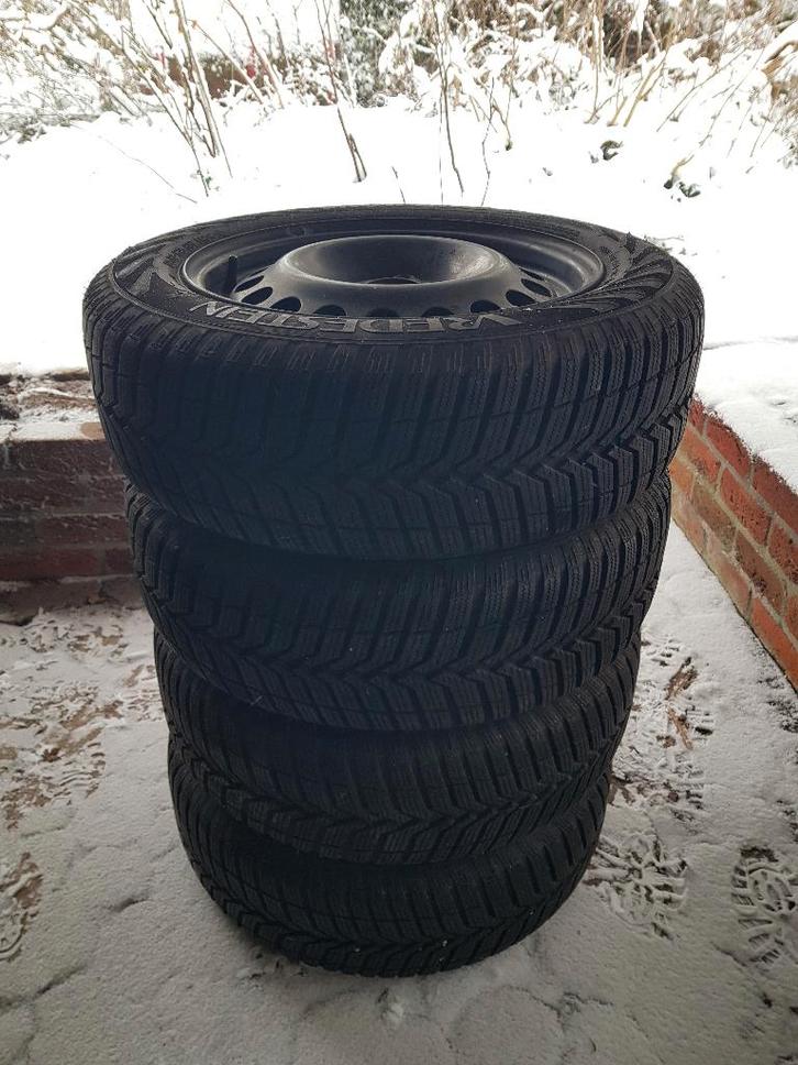Winterbanden met stalen velg 185/65 R15, 4x100., Auto-onderdelen, Banden en Velgen, Banden en Velgen, Winterbanden, 15 inch, 185 mm