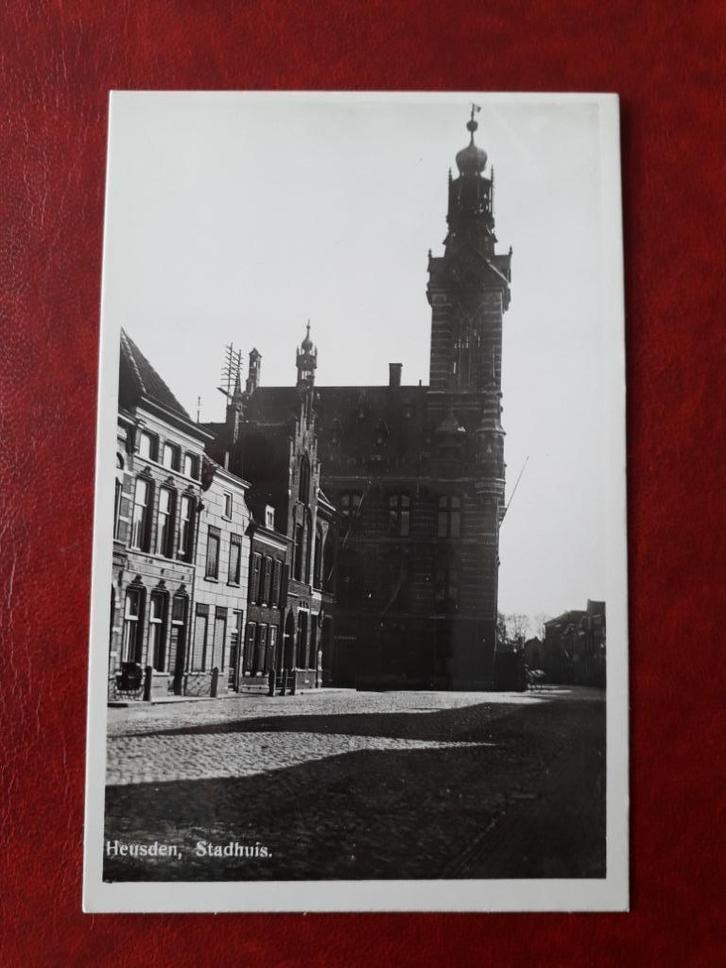 Heusden Stadhuis (406), Verzamelen, Ansichtkaarten | Nederland, Ongelopen, Noord-Brabant, 1940 tot 1960, Ophalen