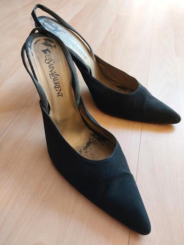YvesSaintLaurent zwart suede naaldhakken vintage maat 41 beschikbaar voor biedingen