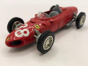 Made in China Ferrari 156.F1 1961 Friction Model -GOED- M16 beschikbaar voor biedingen
