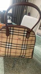 Chique Burberry Handtas, Sieraden, Tassen en Uiterlijk, Tassen | Damestassen, Handtas, Beige, Gebruikt, Ophalen of Verzenden