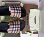 Burberry  slippers, Ophalen of Verzenden
