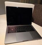 Apple Macbook Pro 13.3-inch. A1989, 256 GB, Qwerty, 8 GB, 13 inch