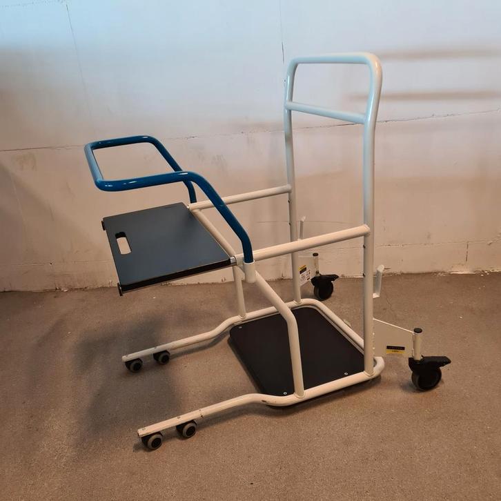 Bea type II sta op hulp, Diversen, Verpleegmiddelen, Ophalen