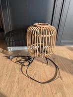 Rotan tafellamp, Huis en Inrichting, Lampen | Tafellampen, Ophalen of Verzenden, Zo goed als nieuw, Overige materialen, Minder dan 50 cm