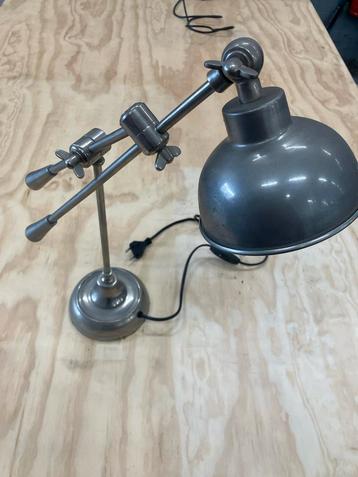 Klassieke Buro Lamp Nikkel beschikbaar voor biedingen