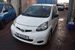 Toyota Aygo 1.0-12V Cool, Voorwielaandrijving, Euro 5, Gebruikt, 4 stoelen