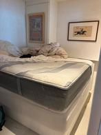 Queen size mattress and spring box, Ophalen, Tweepersoons, Zo goed als nieuw, 200 cm