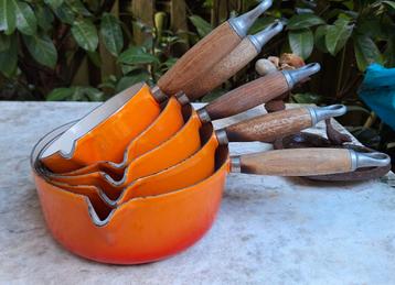 Vintage Le Creuset steelpannenset beschikbaar voor biedingen