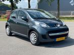 Peugeot 107 1.0 12V 5DR 2011 Grijs, Voorwielaandrijving, 4 stoelen, 68 pk, Origineel Nederlands