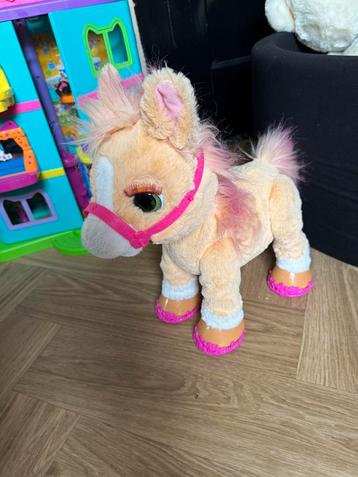 Furreal friends paard.  beschikbaar voor biedingen