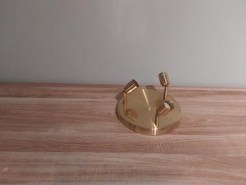 Plafondlamp 3 spots beschikbaar voor biedingen
