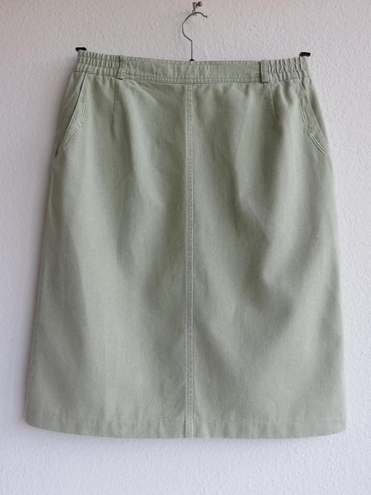 Delmod Lichtgroene jeansrok maat 42, Kleding | Dames, Rokken, Zo goed als nieuw, Maat 42/44 (L), Groen, Onder de knie, Ophalen of Verzenden
