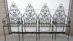 8 oude smeedijzeren stoelen, Ophalen, Zo goed als nieuw, Metaal