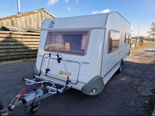 Caravan Knaus 550 QSK met stapelbed, Caravans en Kamperen, Caravans, Particulier, tot en met 5, 1250 - 1500 kg, Kleine zit, Knaus