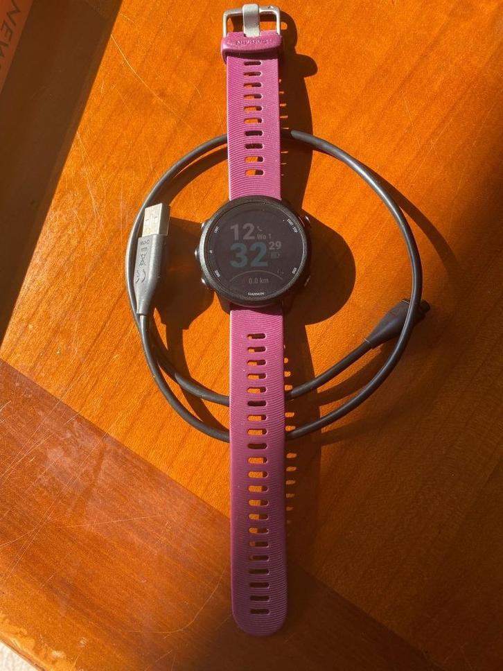 Garmin Forerunner 245 sporthorloge, Sieraden, Tassen en Uiterlijk, Sporthorloges, Gebruikt, Android, Zwart, Afstand, Calorieverbanding