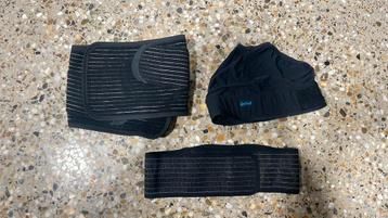 3 buikbanden tijdens en na zwangerschap beschikbaar voor biedingen