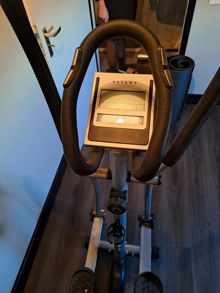 Pliant Crosstrainer - Thuis Fitness, Sport en Fitness, Fitnessapparatuur, Gebruikt, Crosstrainer, Armen, Benen, Metaal, Ophalen