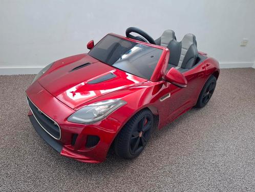 Bestuurbare kinderauto - rode jaguar, Kinderen en Baby's, Speelgoed | Buiten | Accuvoertuigen, Gebruikt, Ophalen